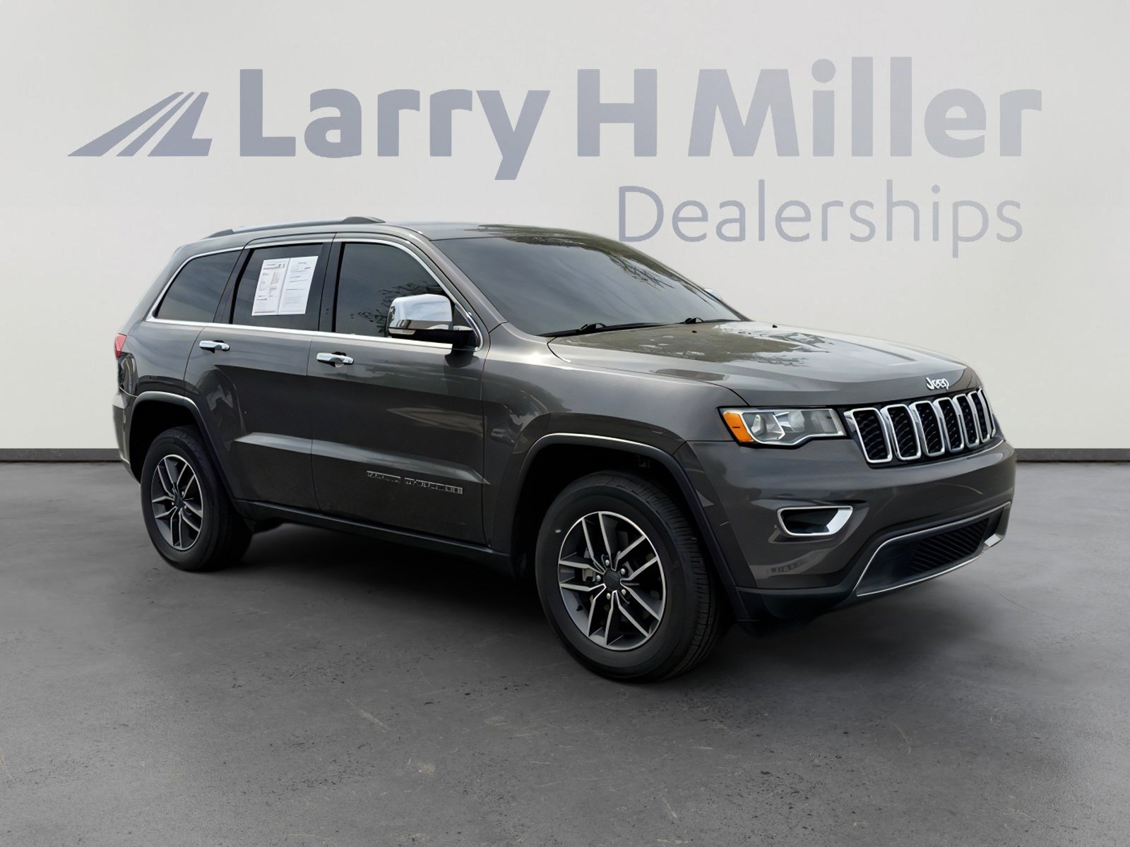 Used 2019 Jeep Grand Cherokee Limited image 7
