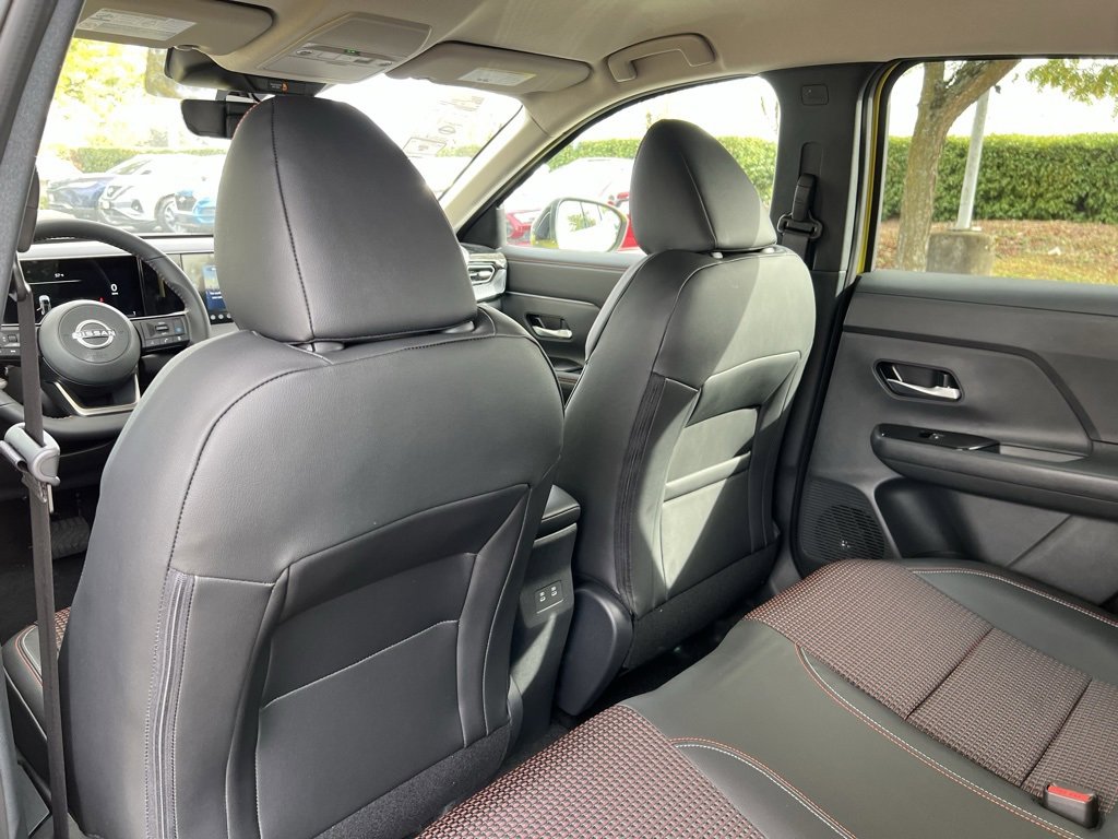 New 2026 Nissan Kicks SR w/ Illumination Package image 27