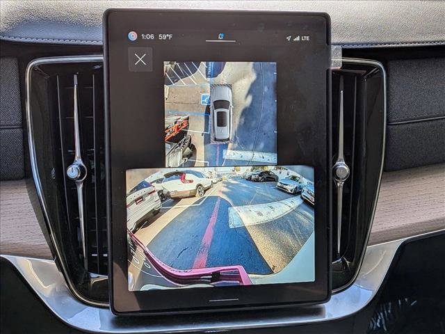 Certified 2025 Volvo XC90 B6 Plus w/ Protection Package Premier image 18