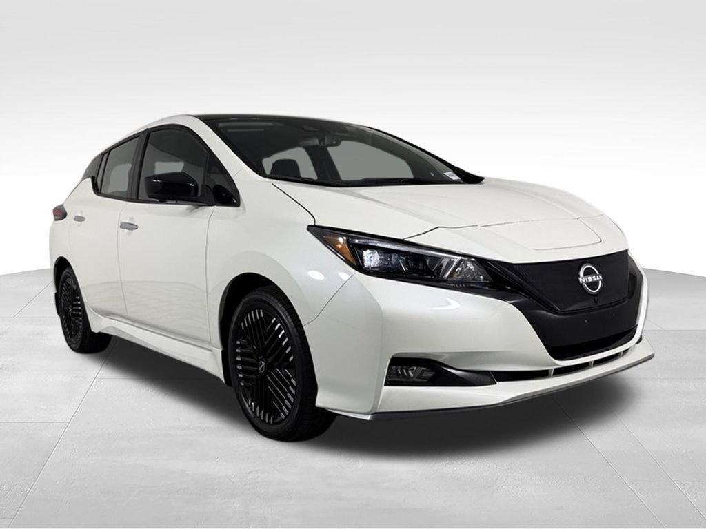 Used 2025 Nissan Leaf SV Plus FWD image 5