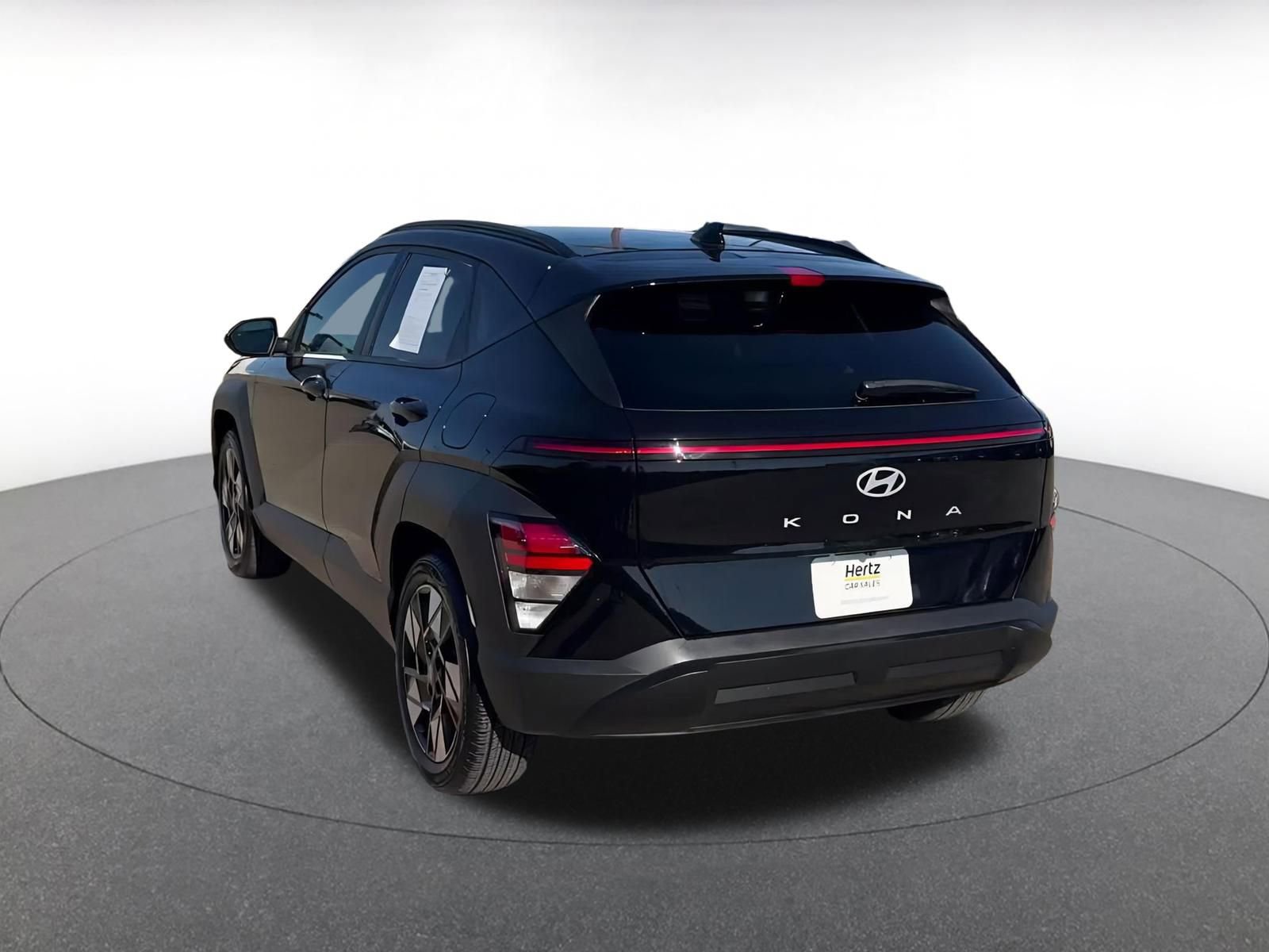 Used 2025 Hyundai Kona SEL image 11