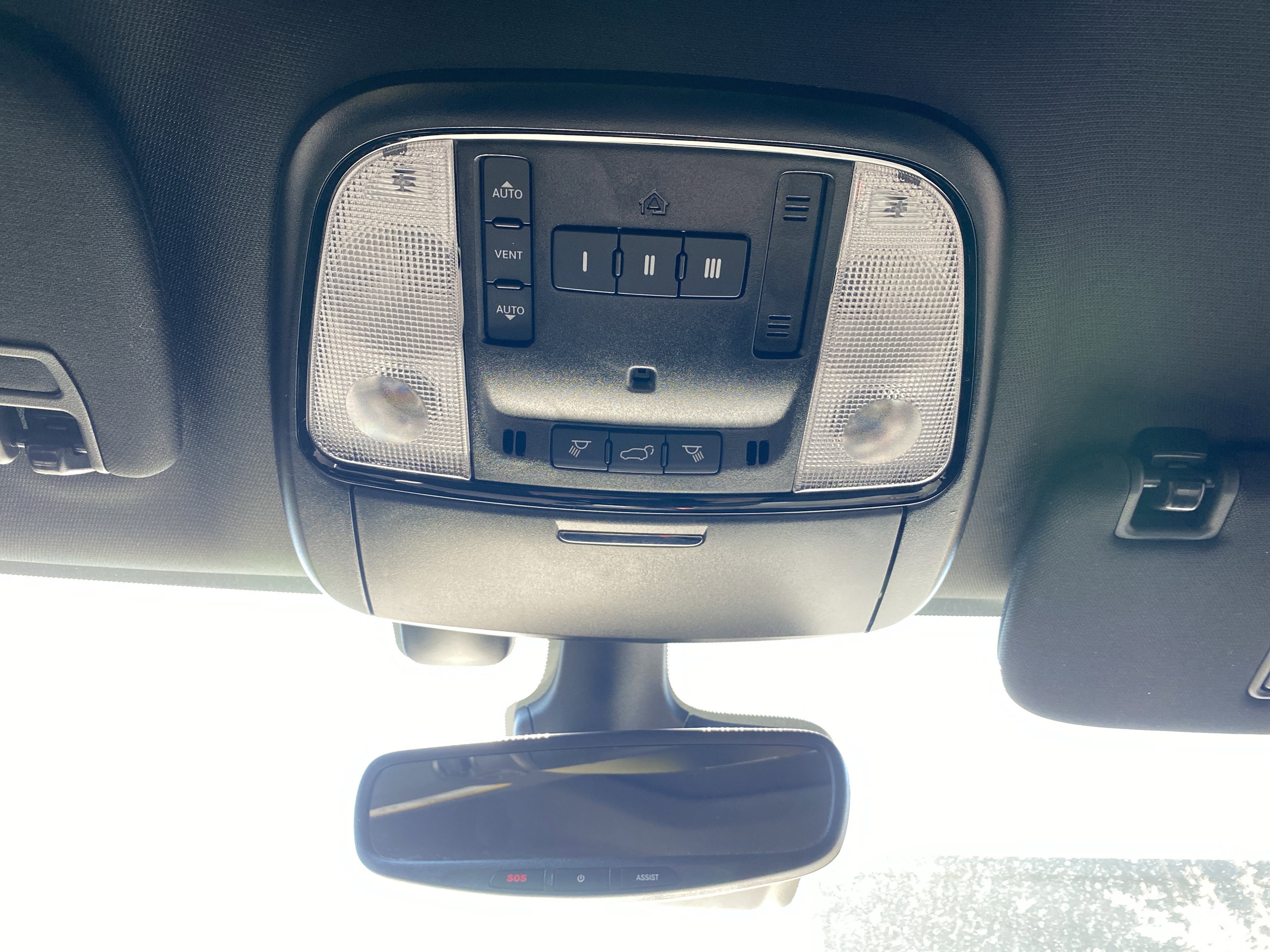 Used 2025 Dodge Durango R/T image 28