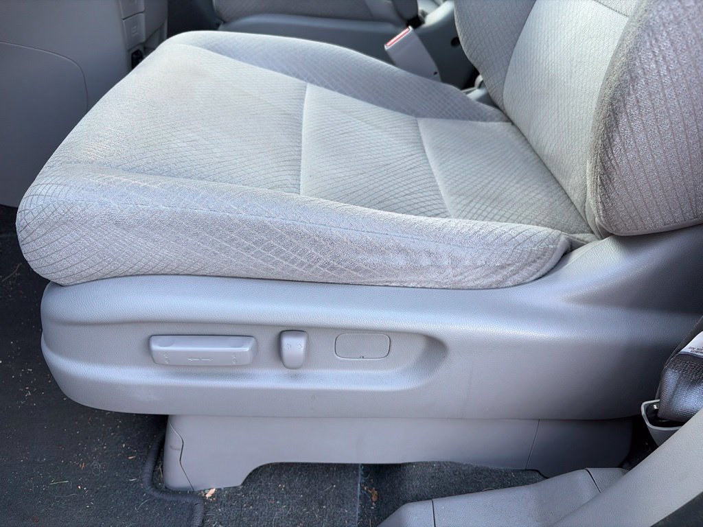 Used 2016 Honda Odyssey LX image 12