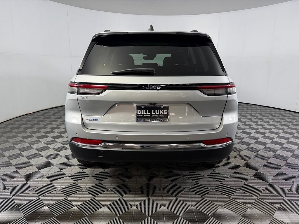 Used 2024 Jeep Grand Cherokee Limited 4xe AWD/4WD image 9