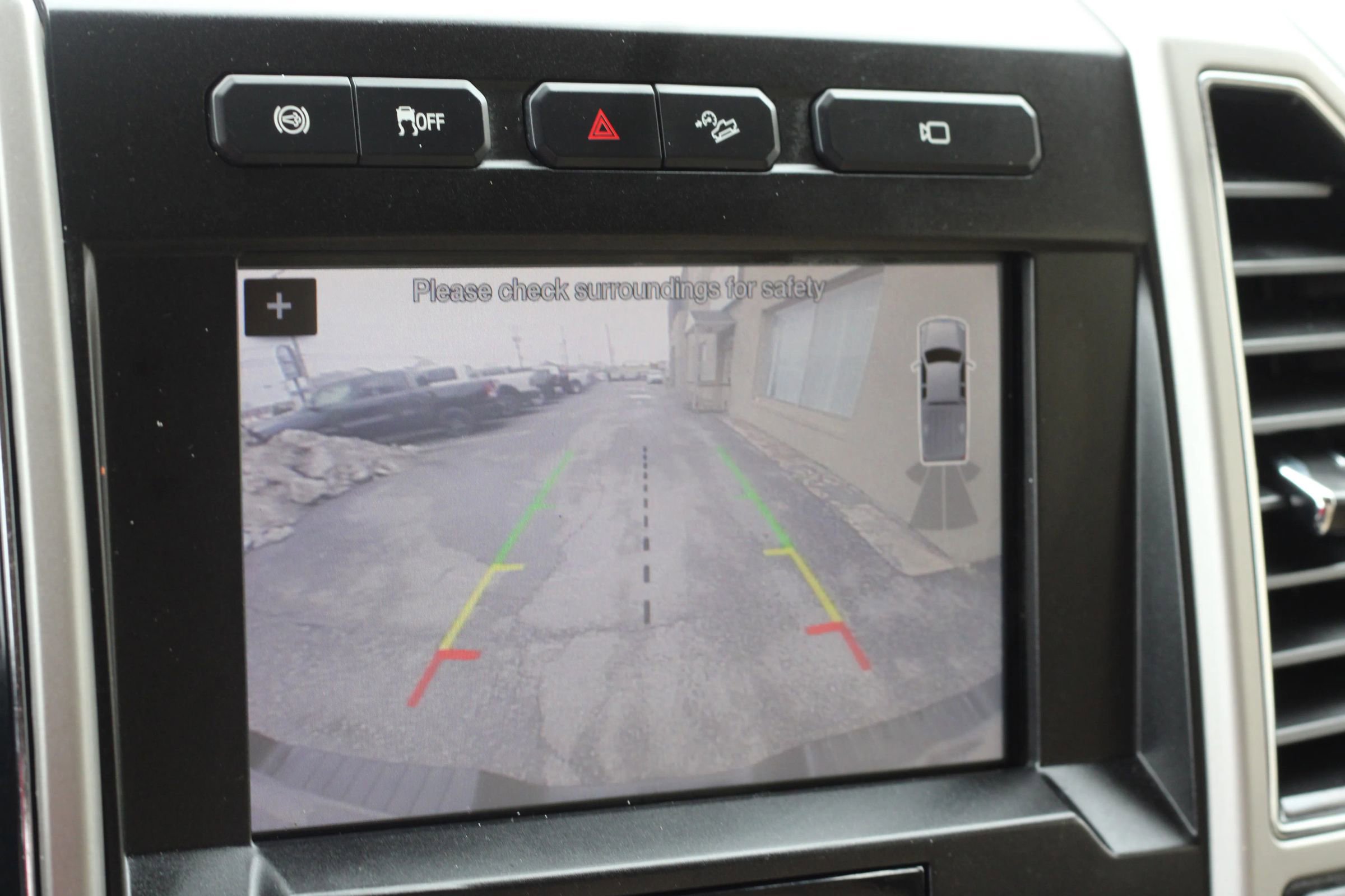 Used 2019 Ford F250 Lariat w/ Lariat Value Package image 19