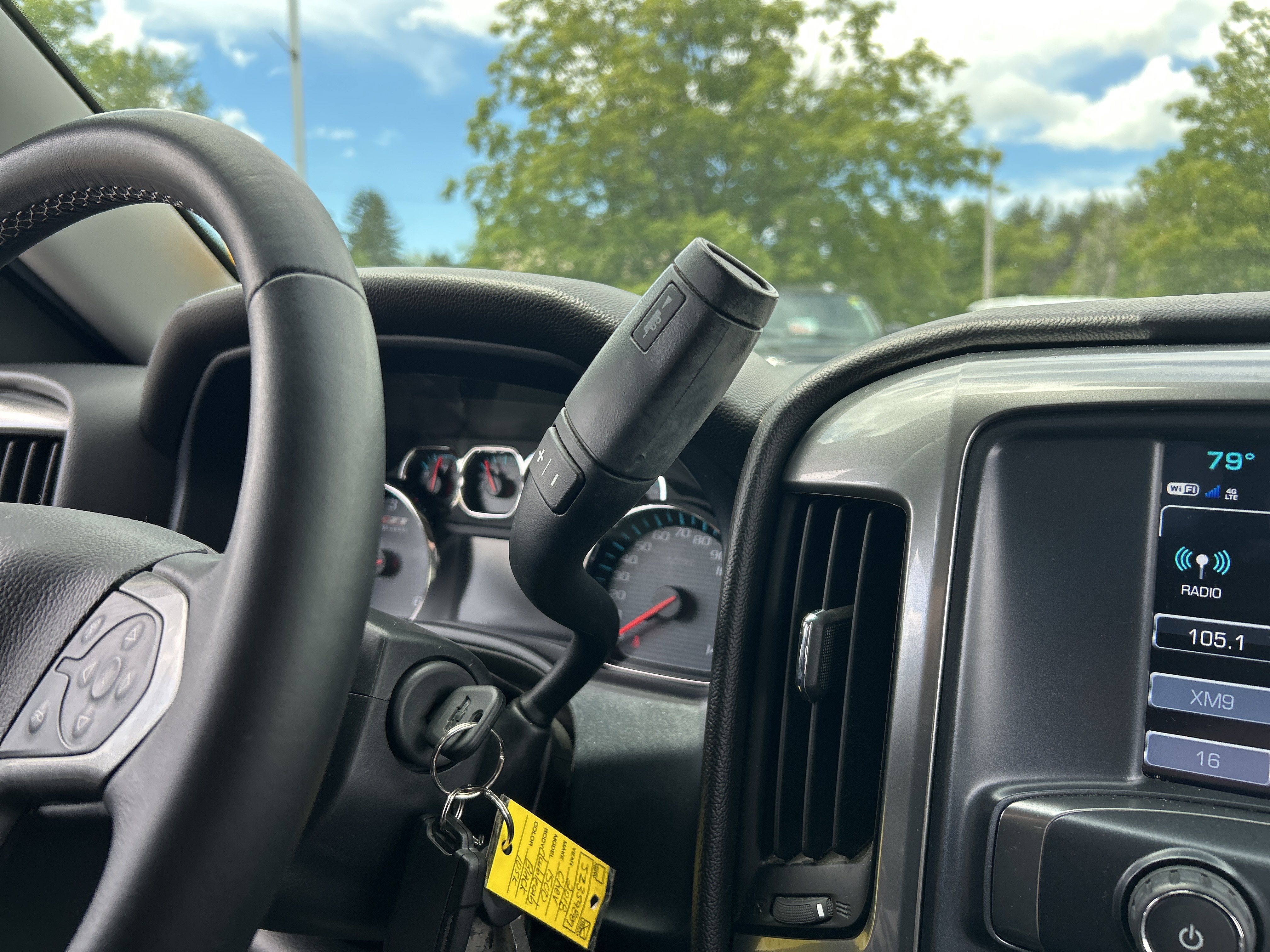 Used 2018 Chevrolet Silverado 1500 LT w/ Midnight Edition AWD/4WD image 21