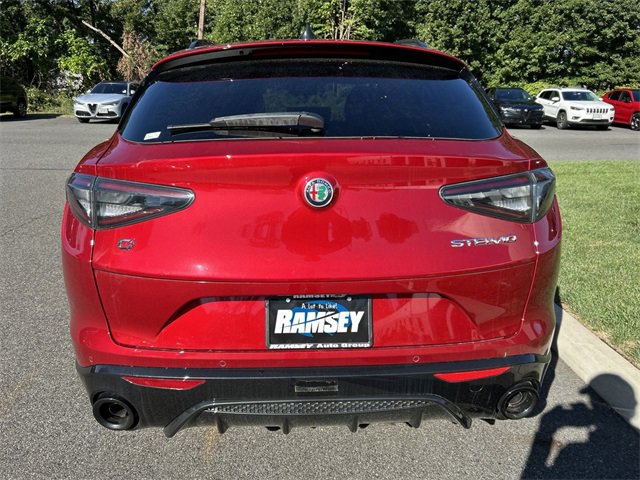 New 2025 Alfa Romeo Stelvio Sprint image 16