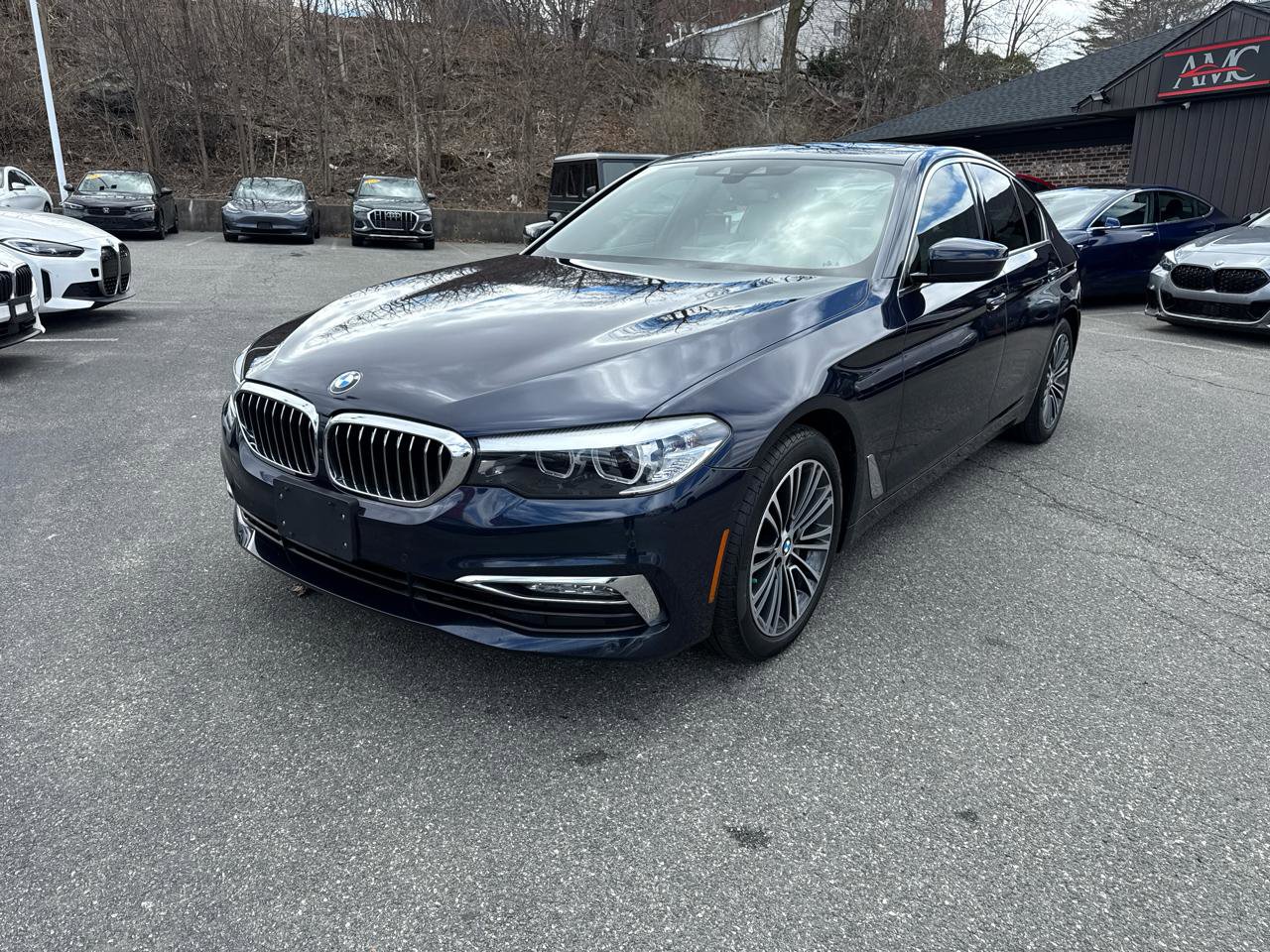 Used 2017 BMW 530i xDrive image 2