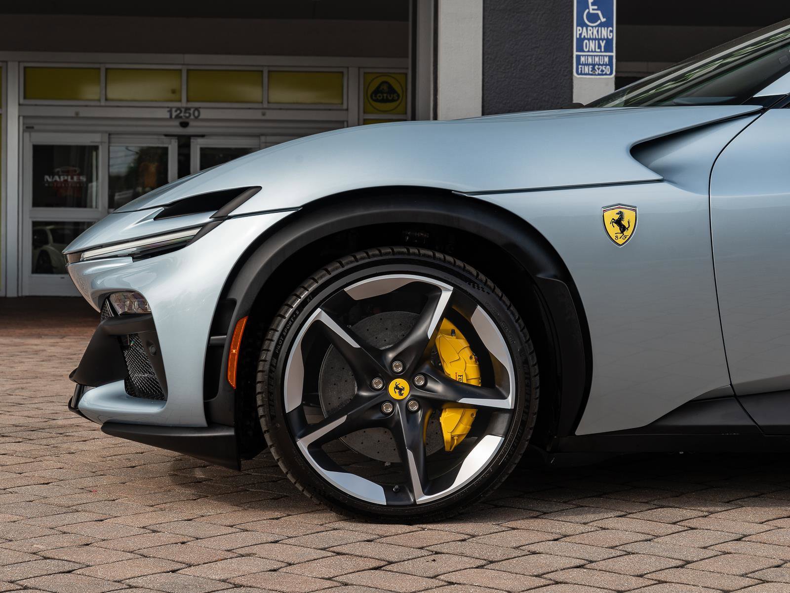 Used 2025 Ferrari Purosangue image 29