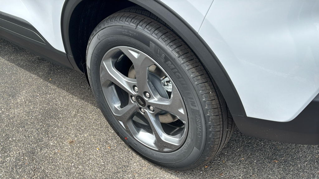 New 2025 Ford Escape ST-Line w/ Tech Pack #1 AWD/4WD image 21