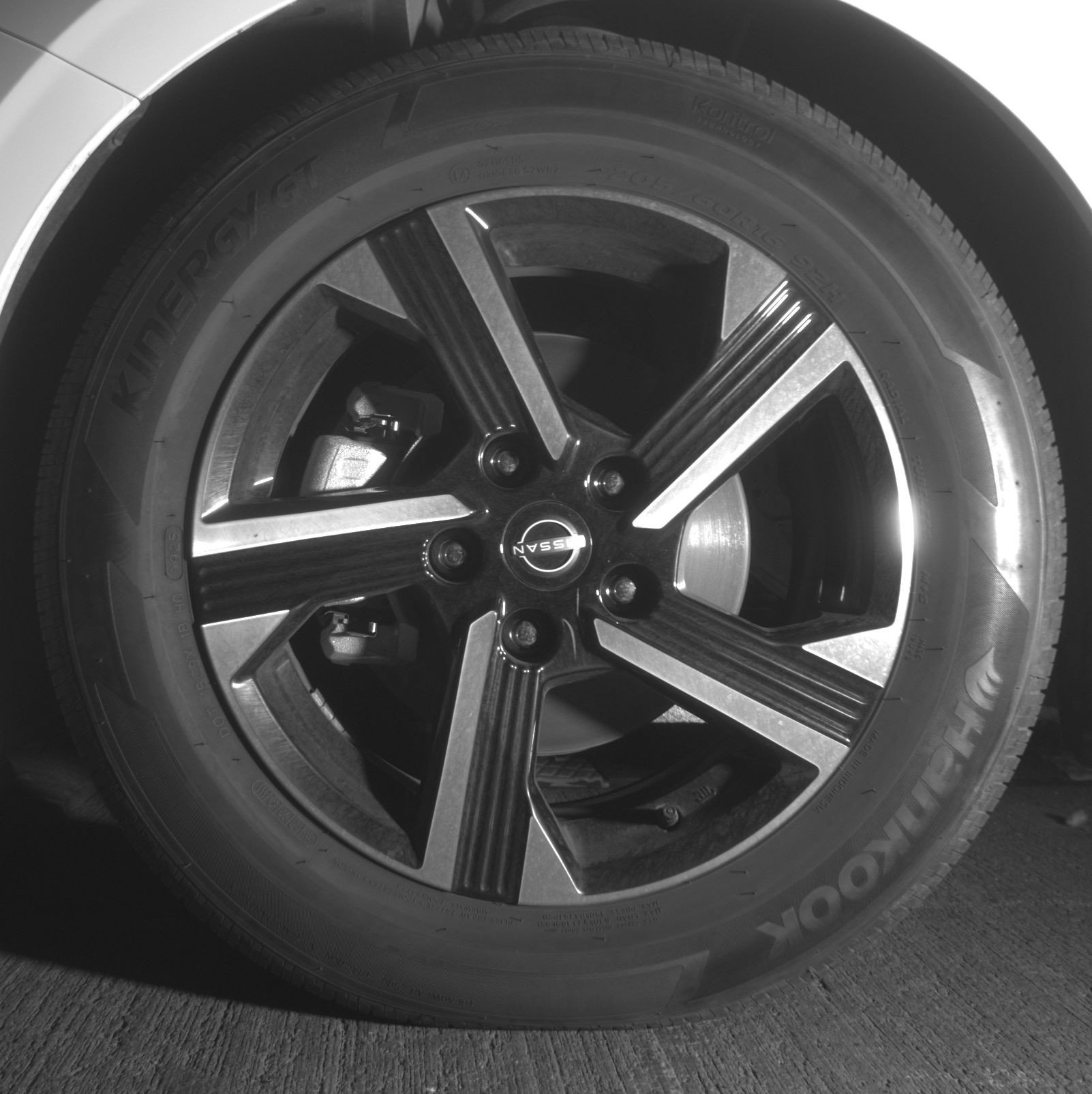 Used 2025 Nissan Sentra SV FWD image 12