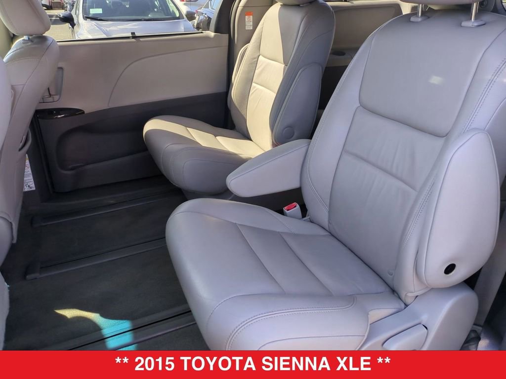 Used 2015 Toyota Sienna XLE w/ XLE Navigation Package image 31