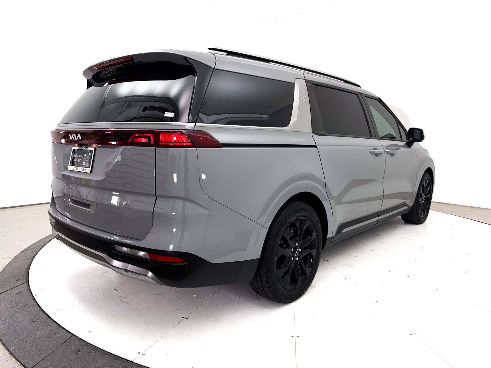 Used 2024 Kia Carnival SX FWD image 20