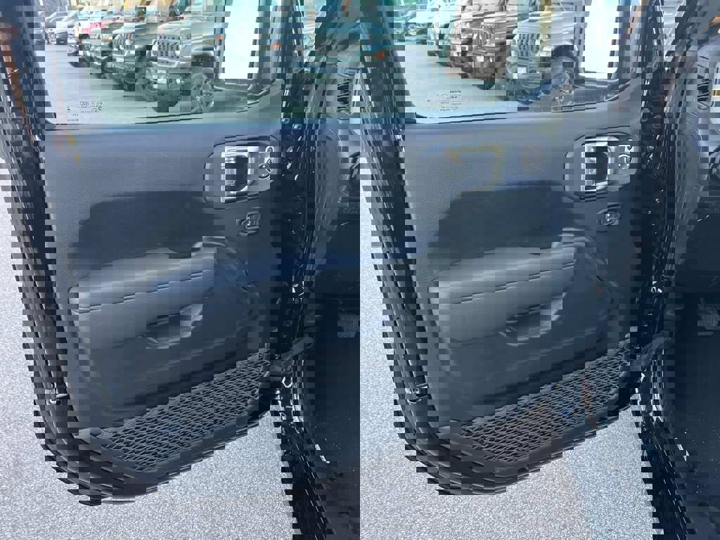 New 2026 Jeep Gladiator Sport image 19