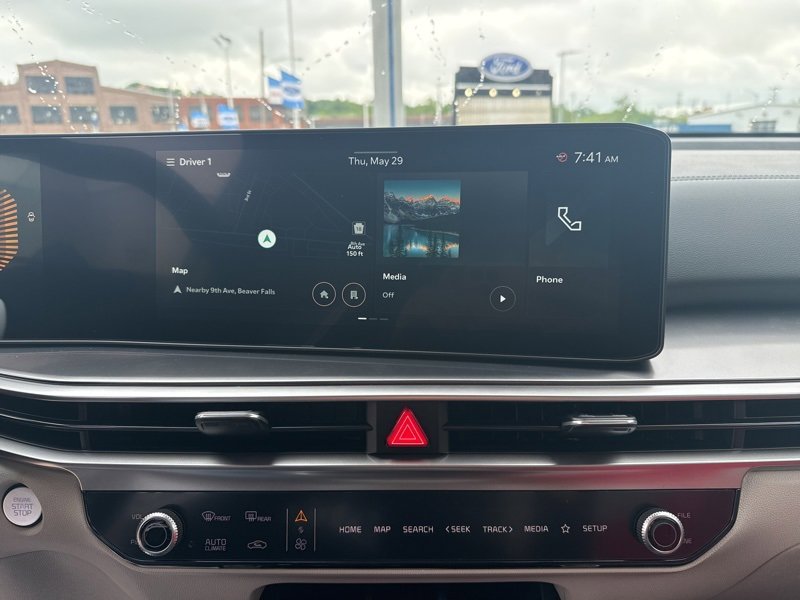 Used 2025 Kia Sorento S image 35