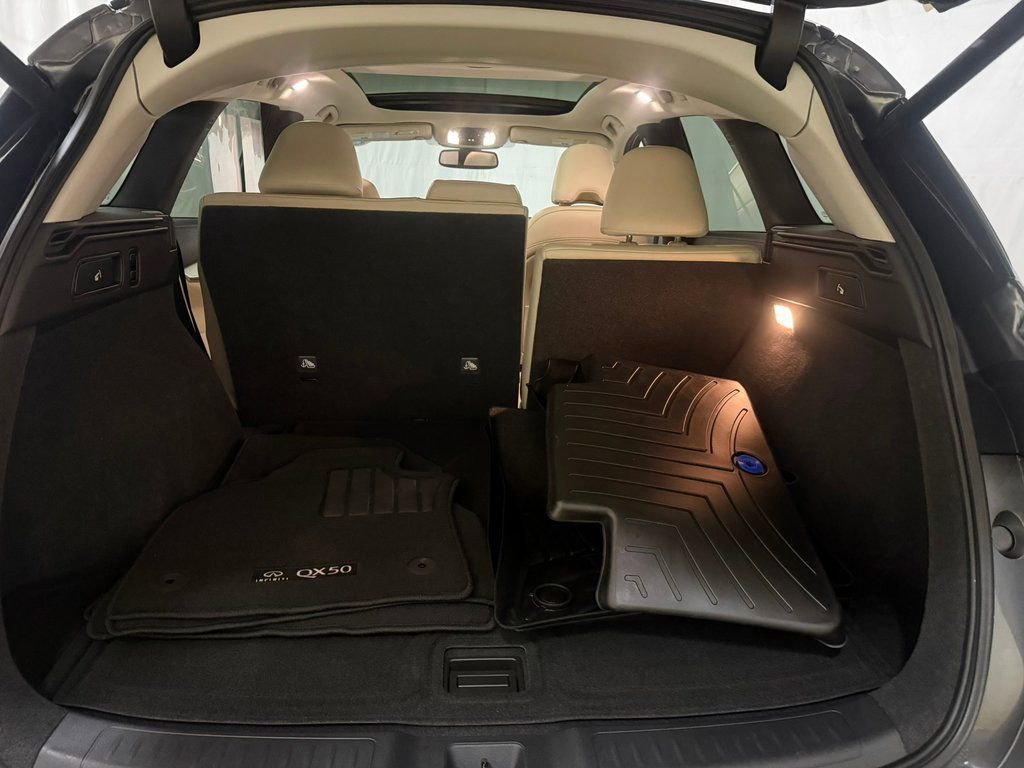 Used 2021 INFINITI QX50 Essential w/ Convenience Package image 26