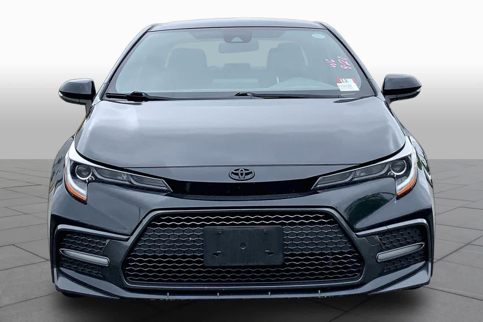 Used 2022 Toyota Corolla SE w/ Carpet Mat Package (TMS) FWD image 4