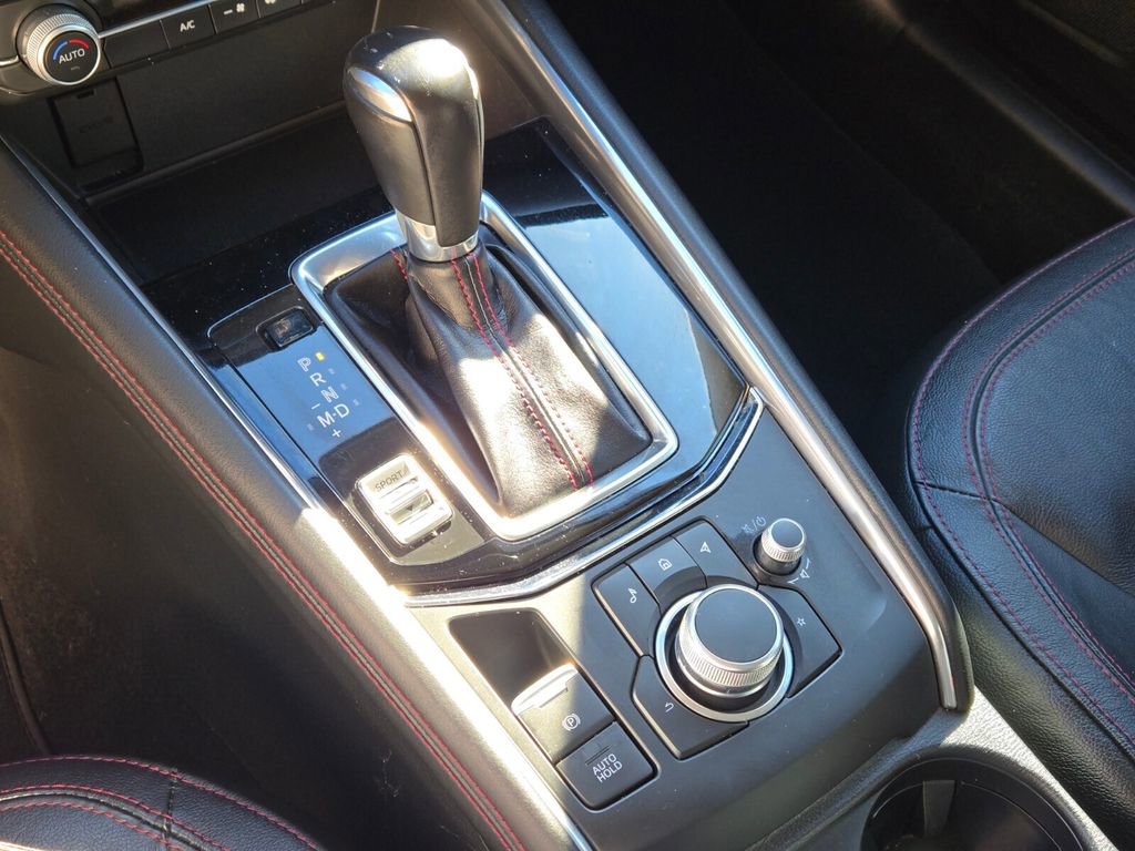 Used 2023 MAZDA CX-5 Carbon Edition image 29