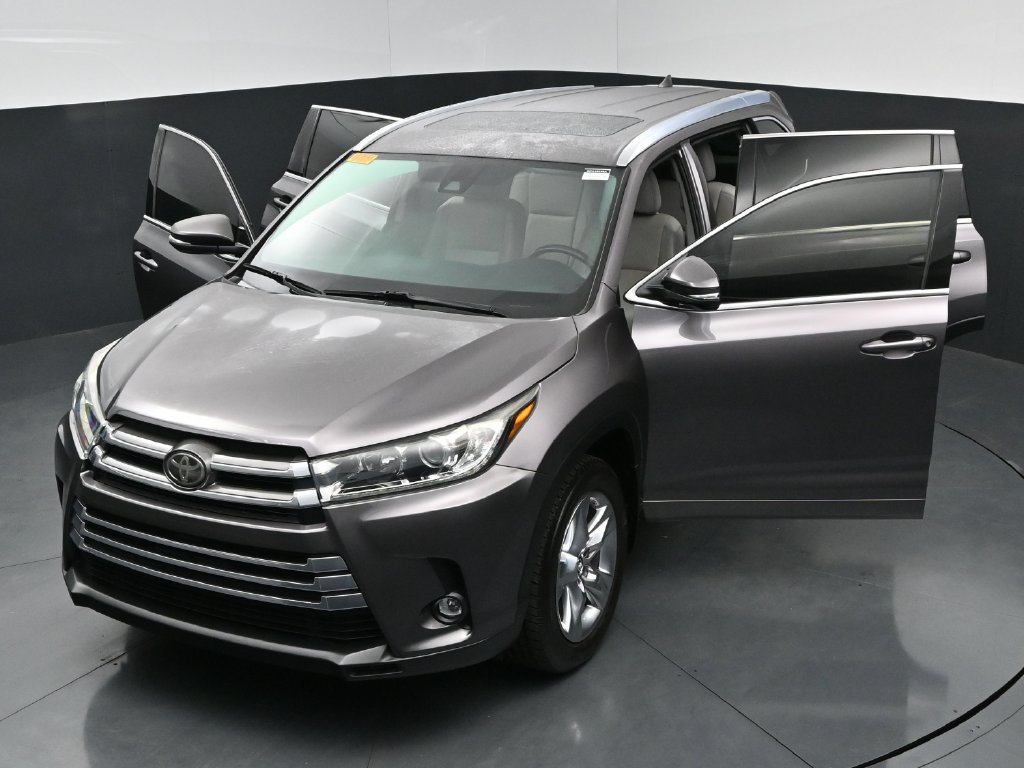 Used 2019 Toyota Highlander Limited AWD/4WD image 36