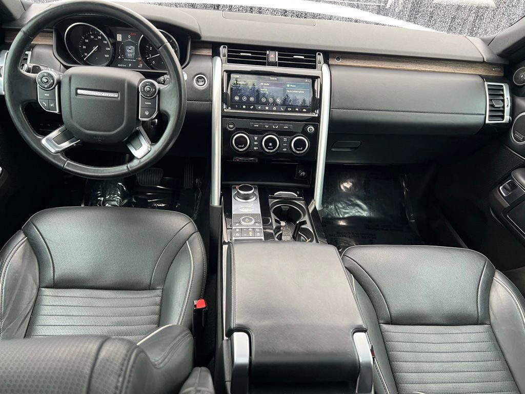 Used 2017 Land Rover Discovery HSE Luxury AWD/4WD image 17