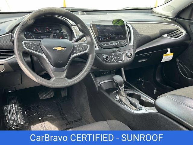 Certified 2022 Chevrolet Malibu LT FWD image 2