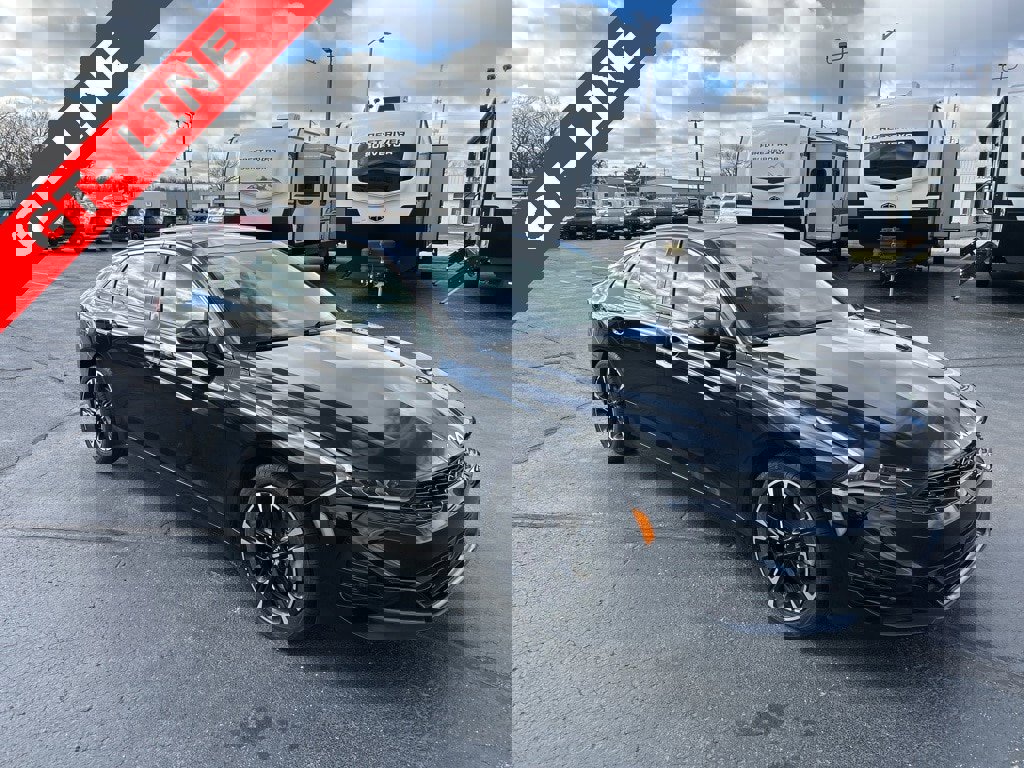 Used 2023 Kia K5 GT-Line image 1