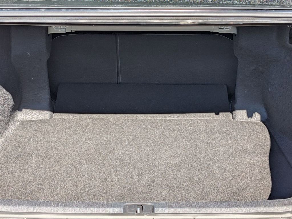 Used 2025 Toyota Camry LE image 27