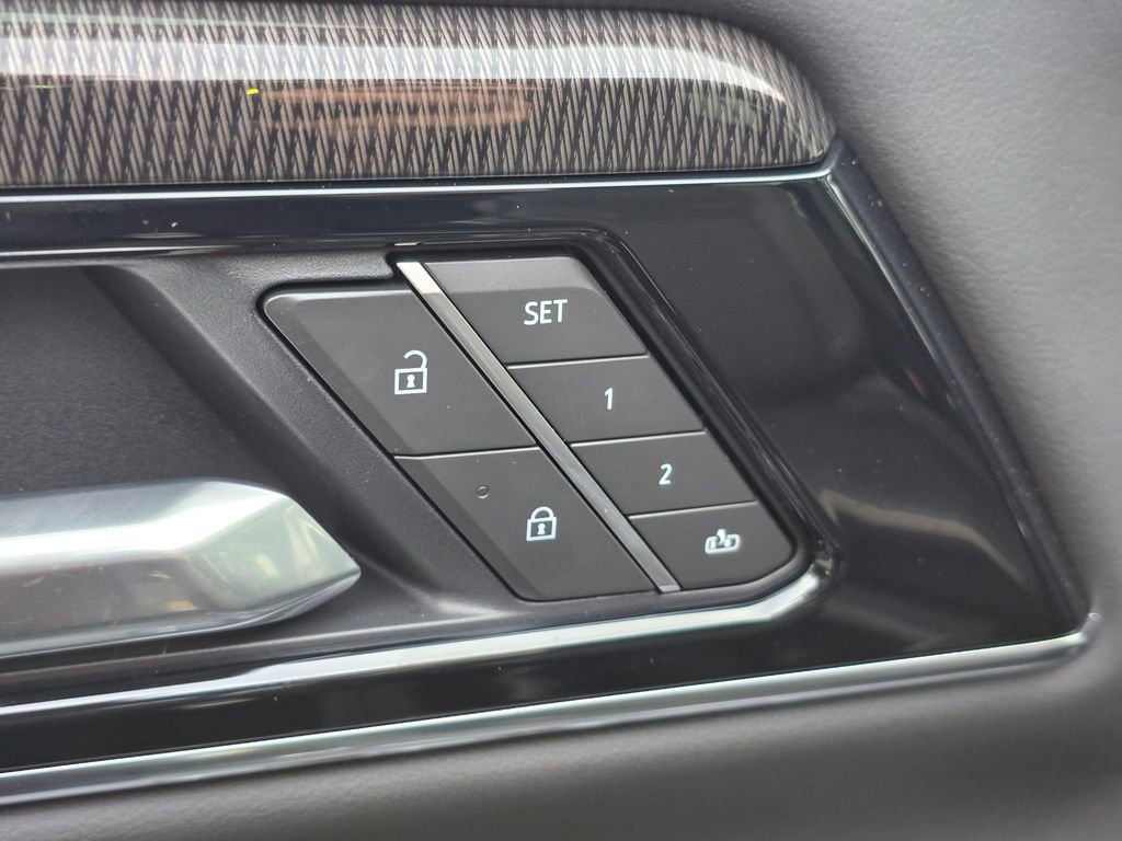 New 2026 GMC Yukon Elevation AWD/4WD image 25