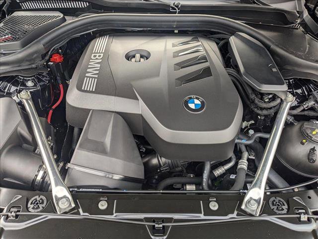 Used 2025 BMW 530i xDrive w/ M Sport Package image 18