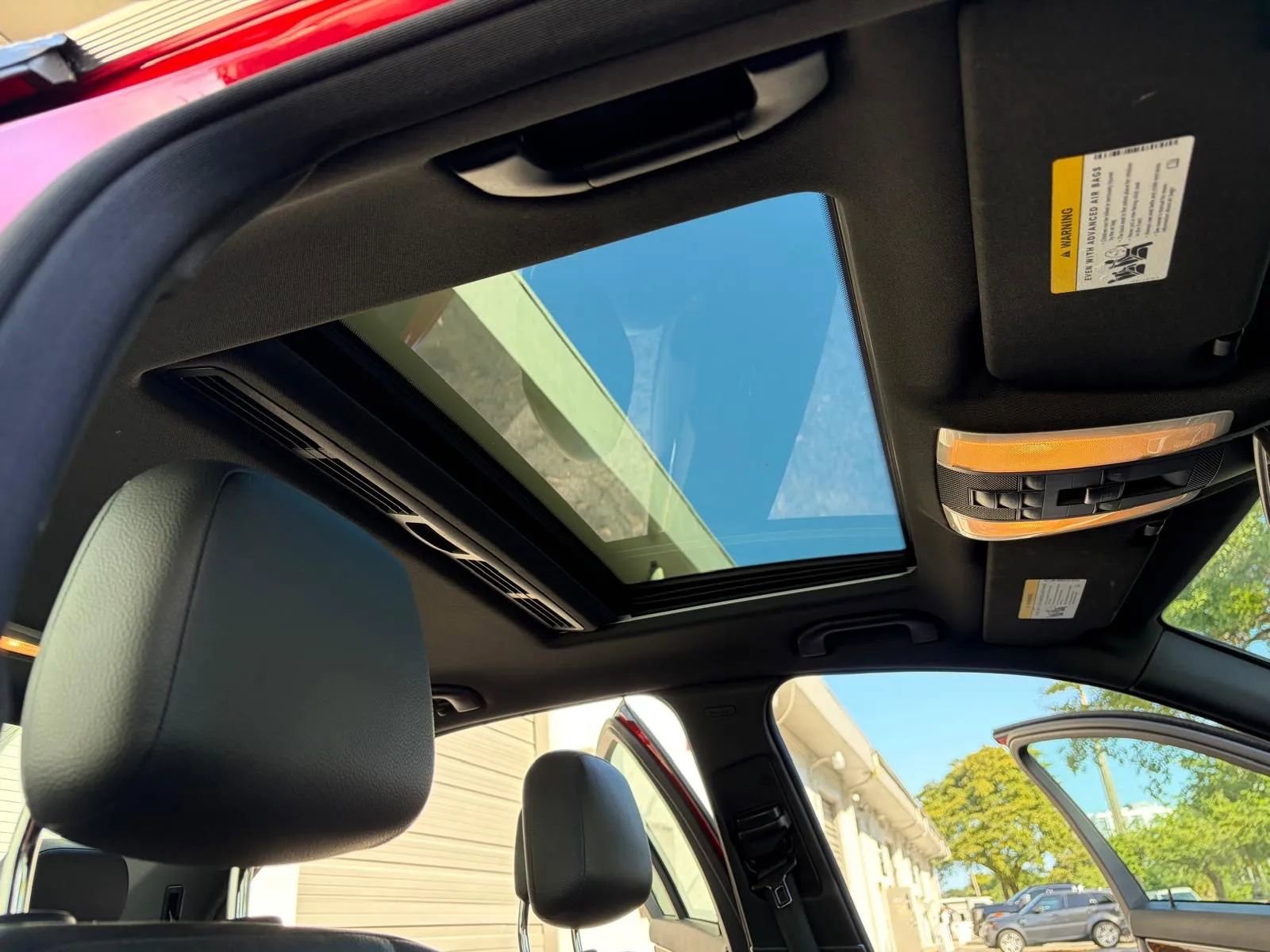 Used 2013 Mercedes-Benz C 250 Sedan w/ Multimedia Pkg image 10