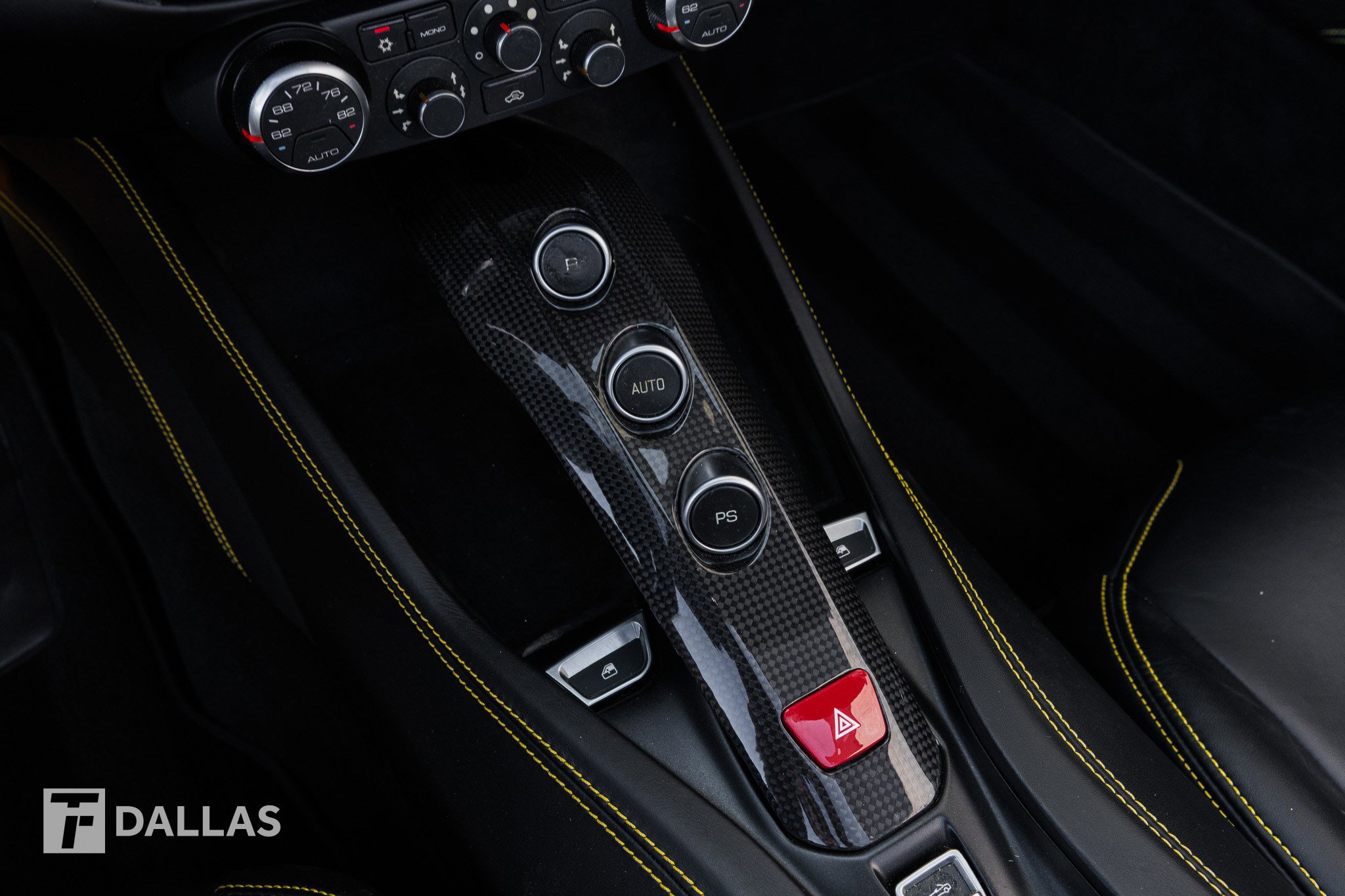 Used 2015 Ferrari California T image 31