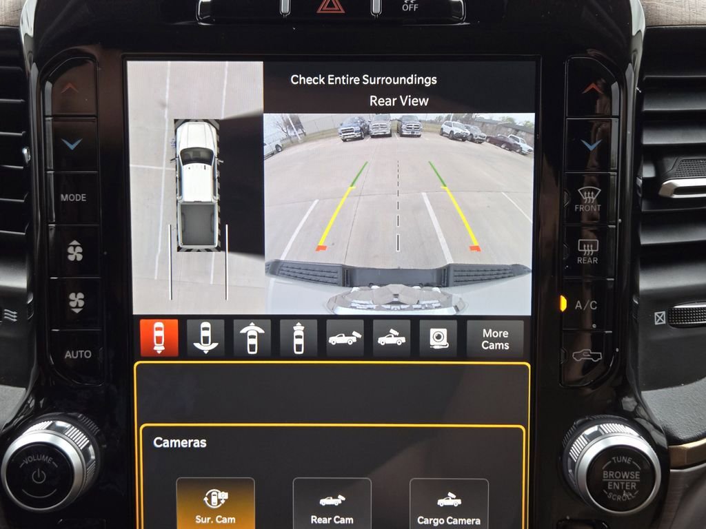 Used 2024 RAM 3500 Limited w/ Towing Technology Group image 20