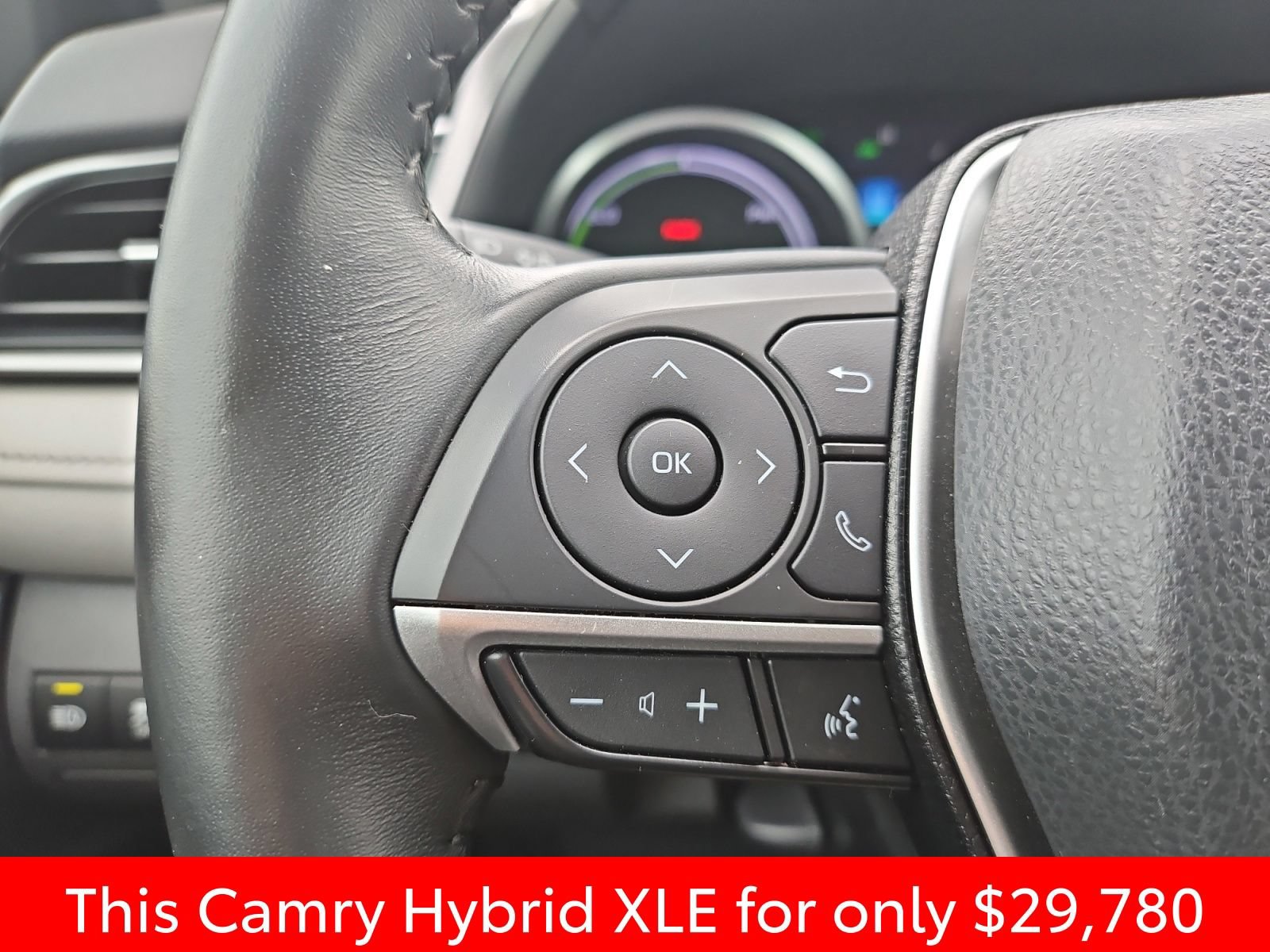 Used 2023 Toyota Camry XLE FWD image 30