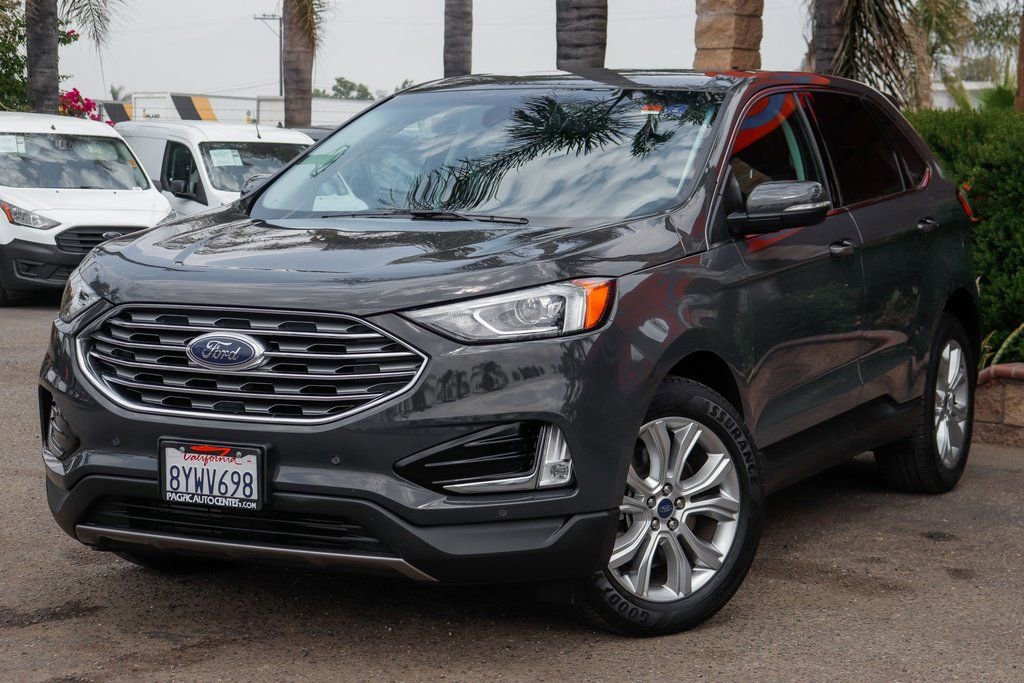Used 2021 Ford Edge Titanium w/ Cargo Accessory Package image 4