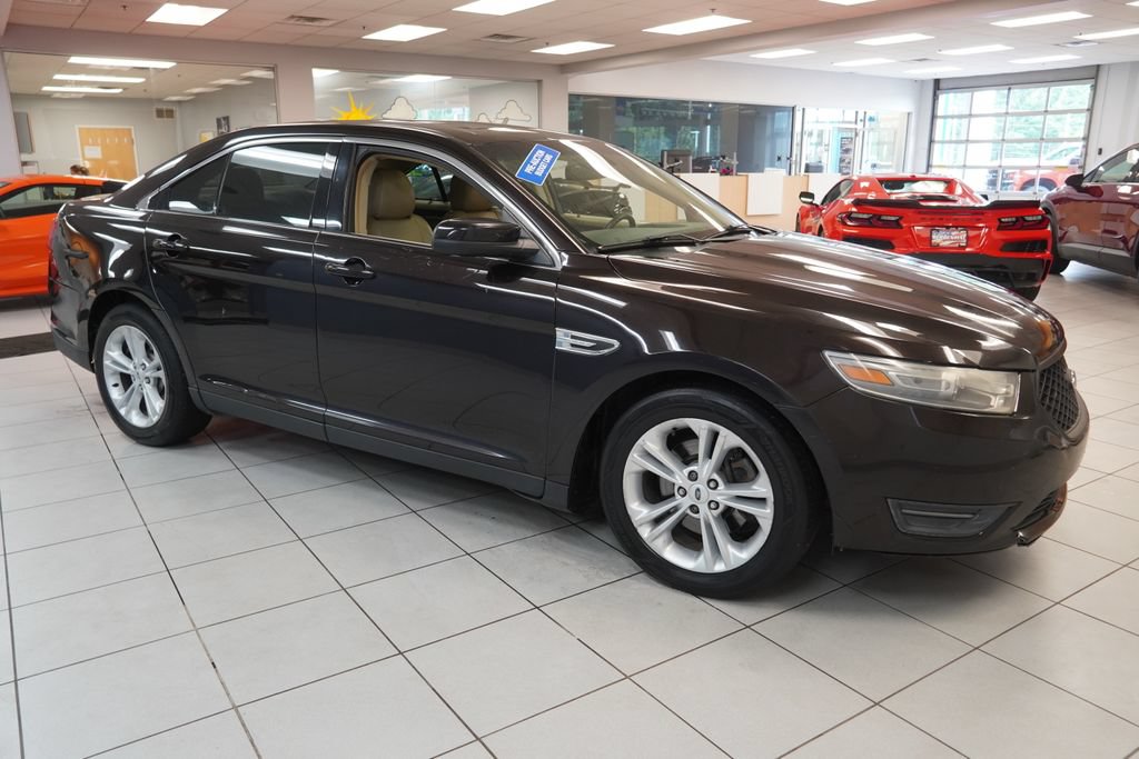 Used 2013 Ford Taurus SEL FWD image 14