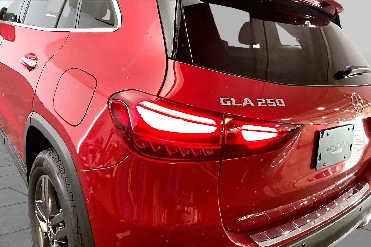 New 2026 Mercedes-Benz GLA 250 4MATIC image 6