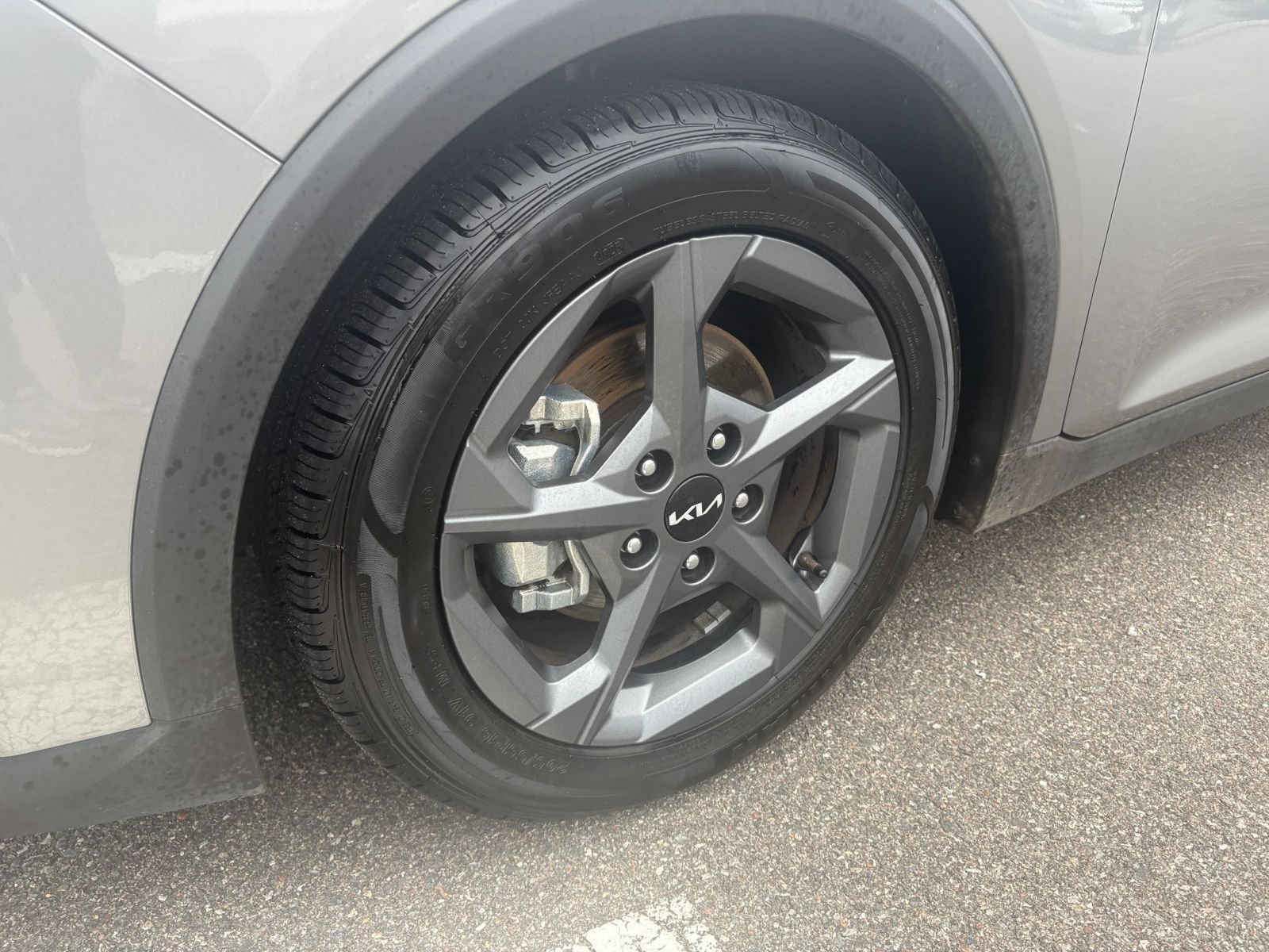 Used 2025 Kia K4 FWD image 29