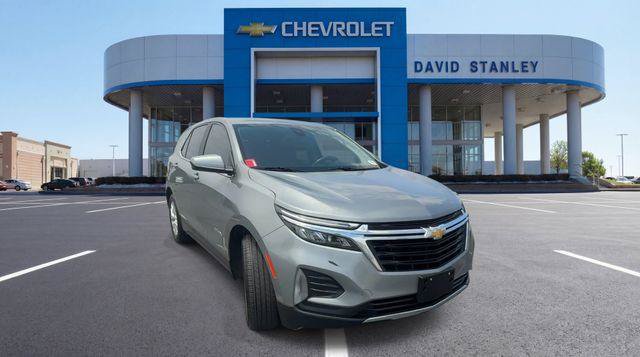 Used 2024 Chevrolet Equinox LT FWD image 2