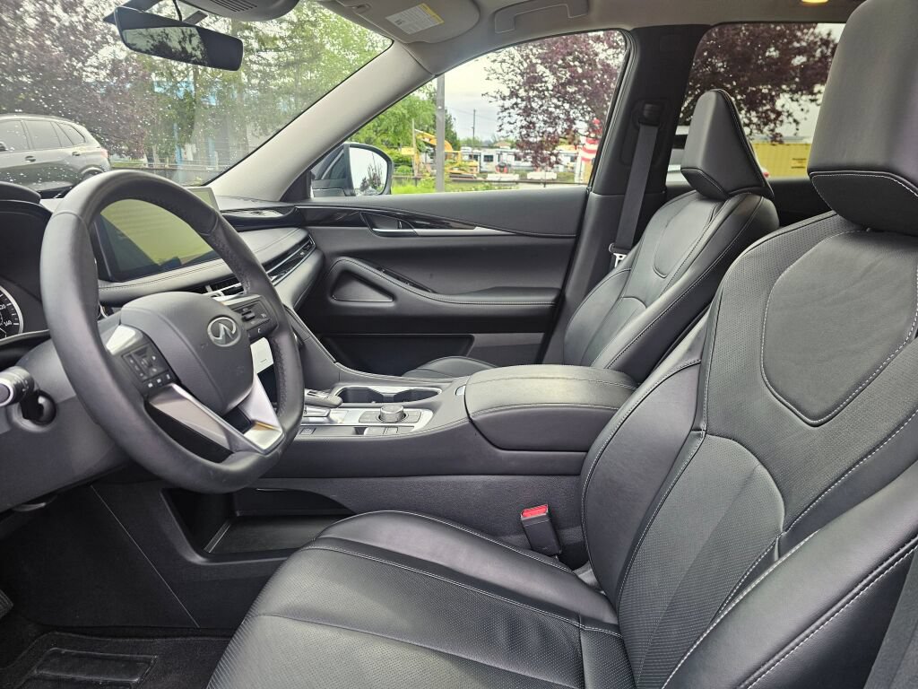 Used 2025 INFINITI QX60 Pure AWD/4WD image 25