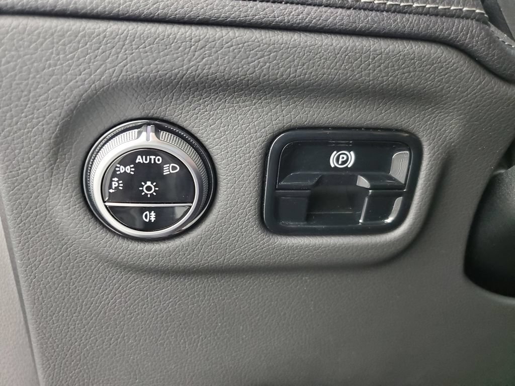Used 2024 Mercedes-Benz EQE 350+ 4MATIC SUV image 30