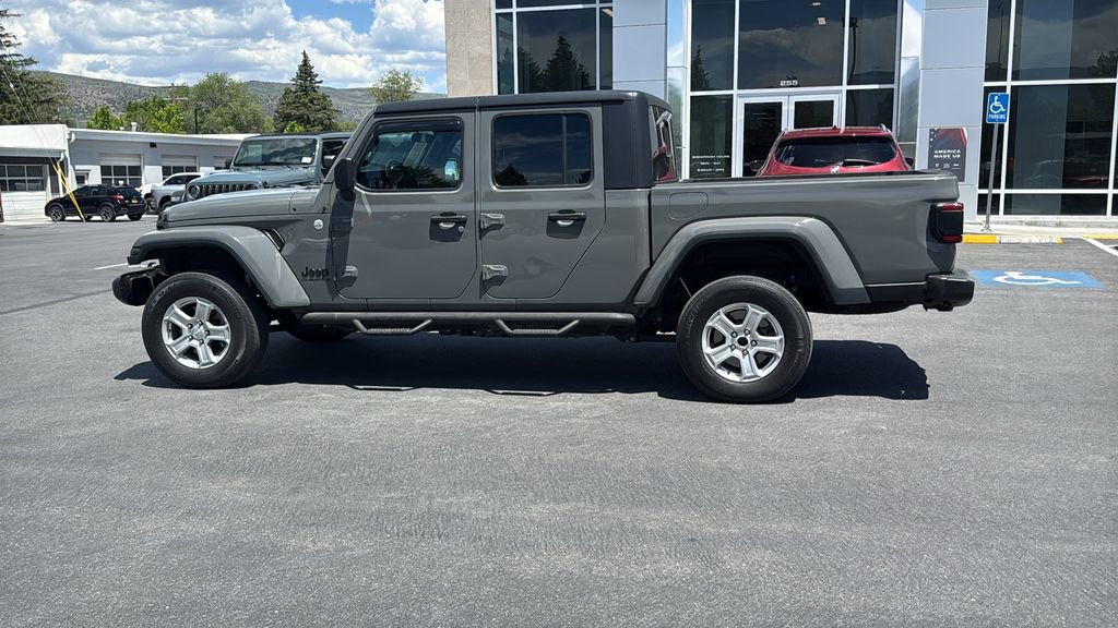 Used 2021 Jeep Gladiator Sport AWD/4WD image 8