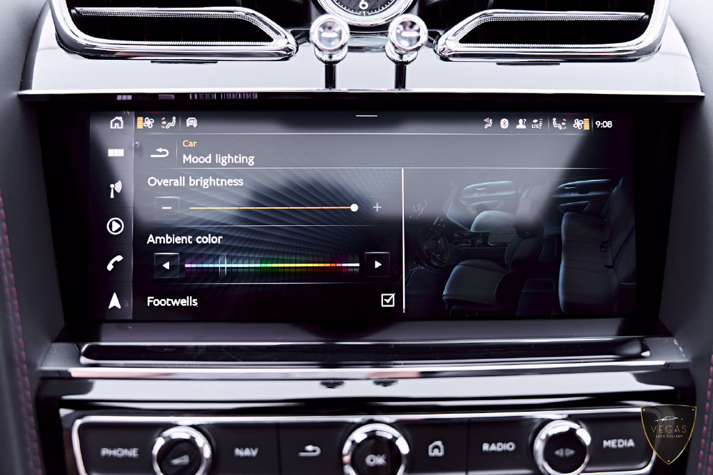 Used 2024 Bentley Bentayga AWD/4WD image 85