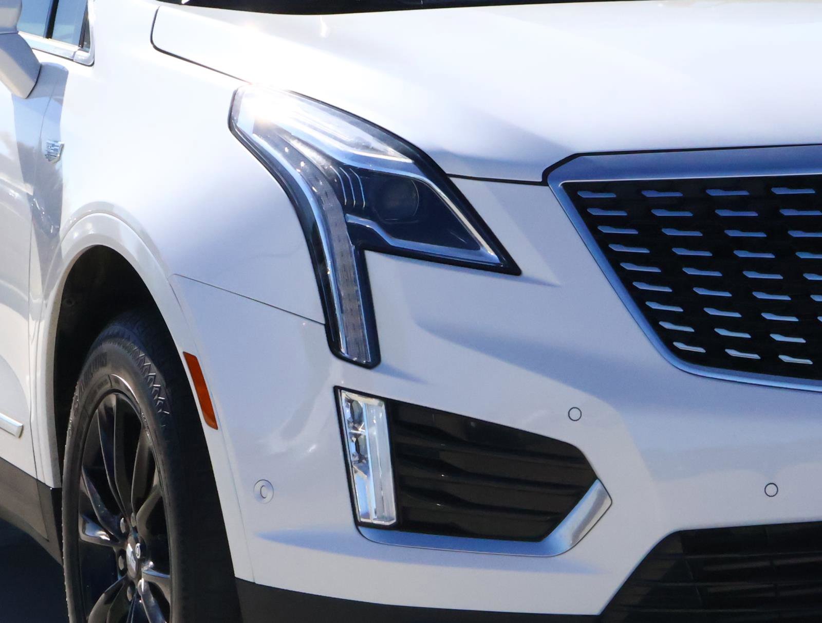 Certified 2022 Cadillac XT5 Premium Luxury w/ Technology Package image 9