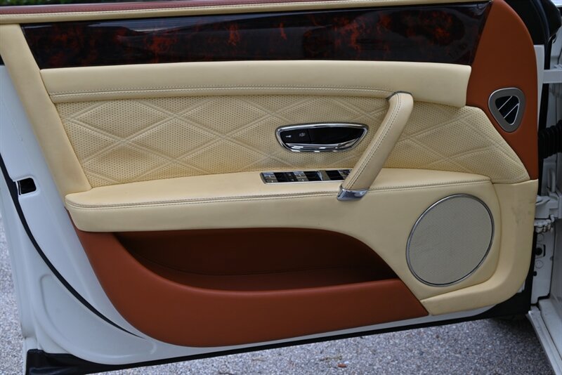 Used 2016 Bentley Flying Spur W12 AWD/4WD image 53