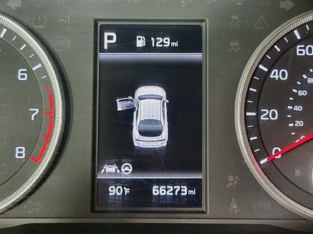 Used 2022 Kia K5 LX FWD image 13