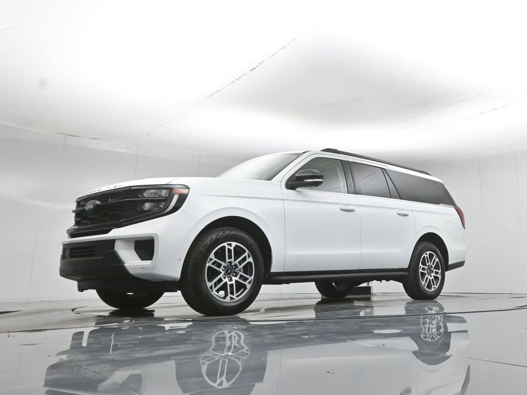 Used 2025 Ford Expedition Max Active AWD/4WD image 51
