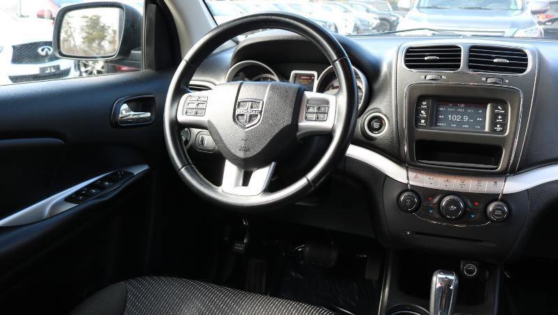 Used 2020 Dodge Journey SE w/ SE Popular Equipment Group image 21