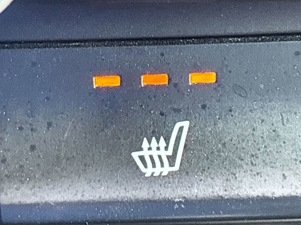 Used 2019 Hyundai Santa Fe SEL image 19