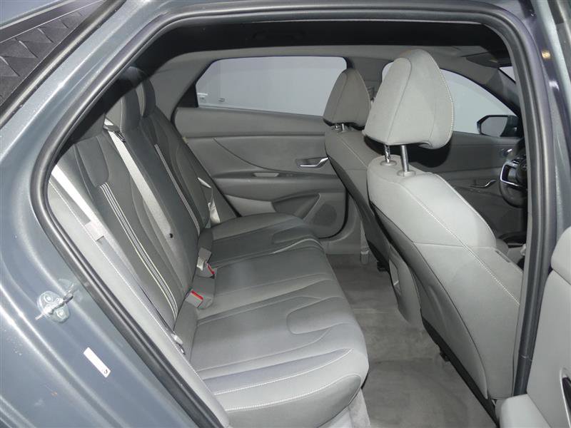 Used 2024 Hyundai Elantra SEL FWD image 28