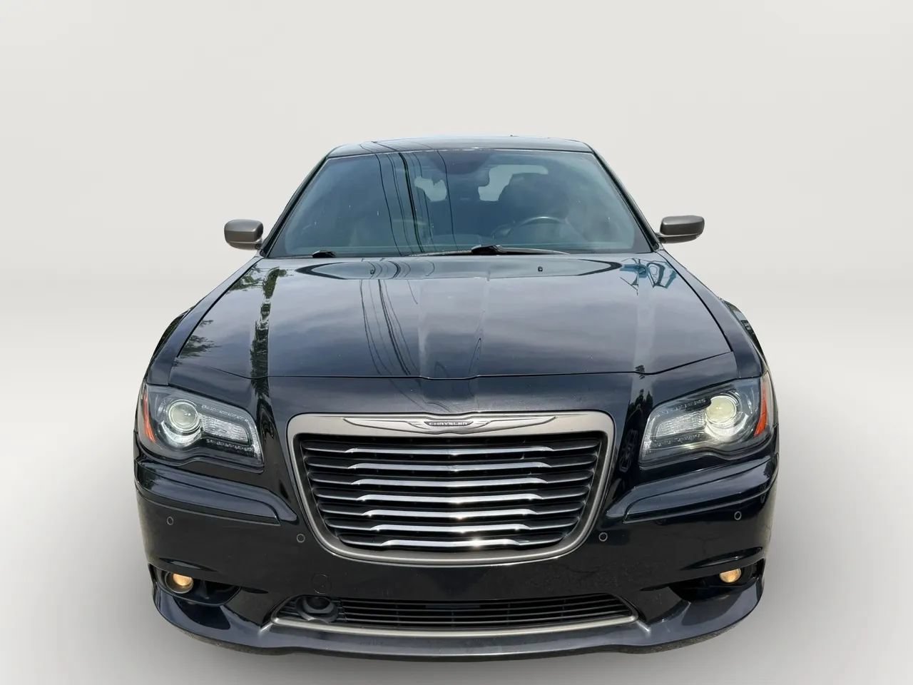Used 2013 Chrysler 300 C RWD image 10